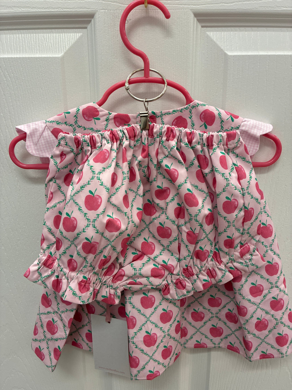 C&L Apple Set, 12 mos